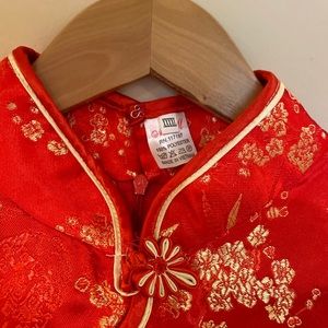 Chinese red top